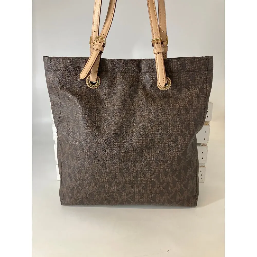 MICHAEL KORS, LARGE BROWN SIGNATURE PRINT PVC SHOULDER BAG